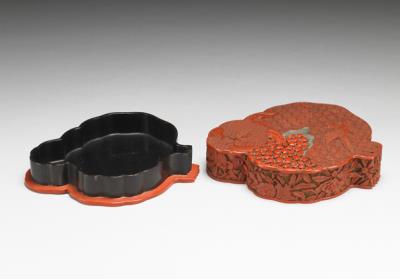 图片[3]-Carved red lacquer box in the shape of a pomegranate, Qianlong reign (1736-1795), Qing dynasty-China Archive